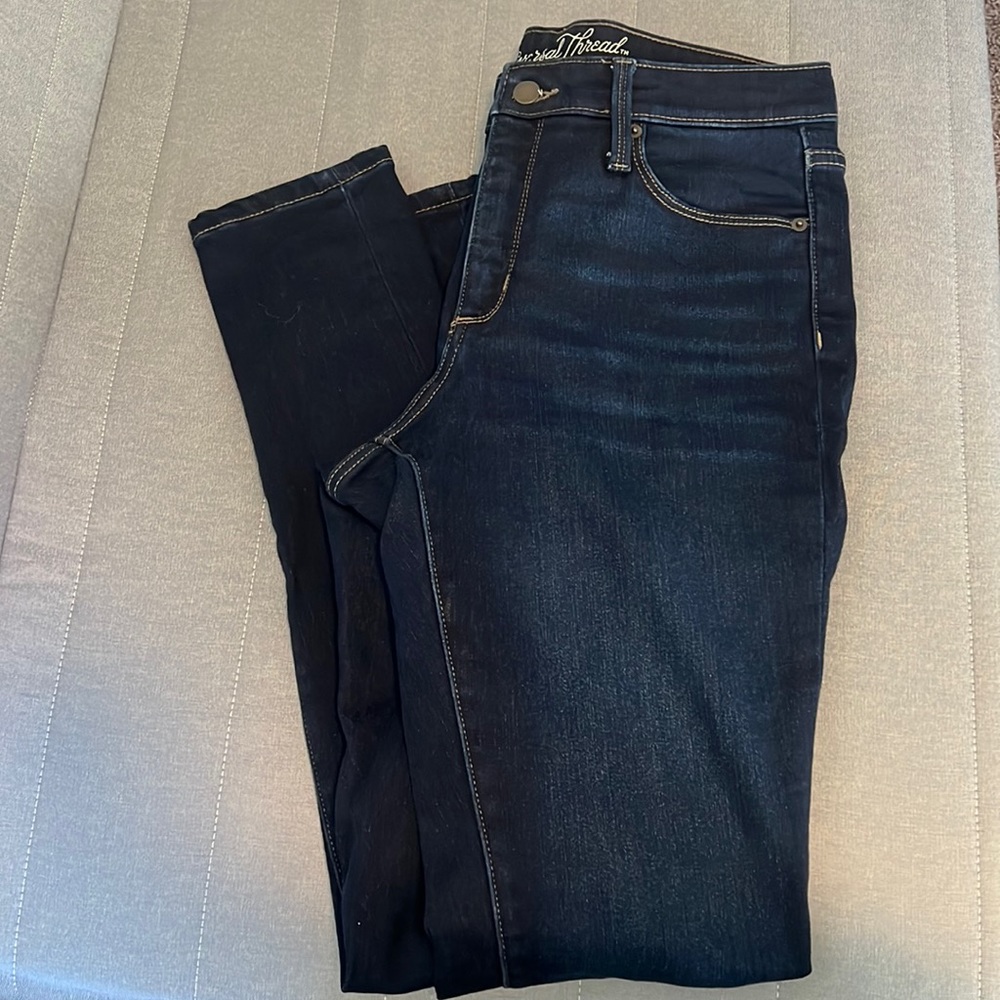 HIGH RISE SKINNY JEANS